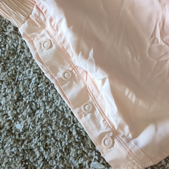 Forever21 Shorts - Picture 2 of 3